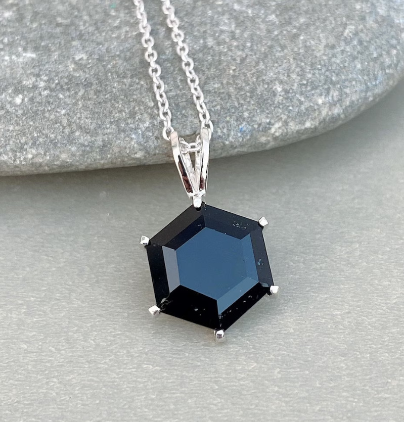 Hexagon Black Onyx Gemstone Necklace 925 Silver Elegant Onyx Jewelry For Unisex