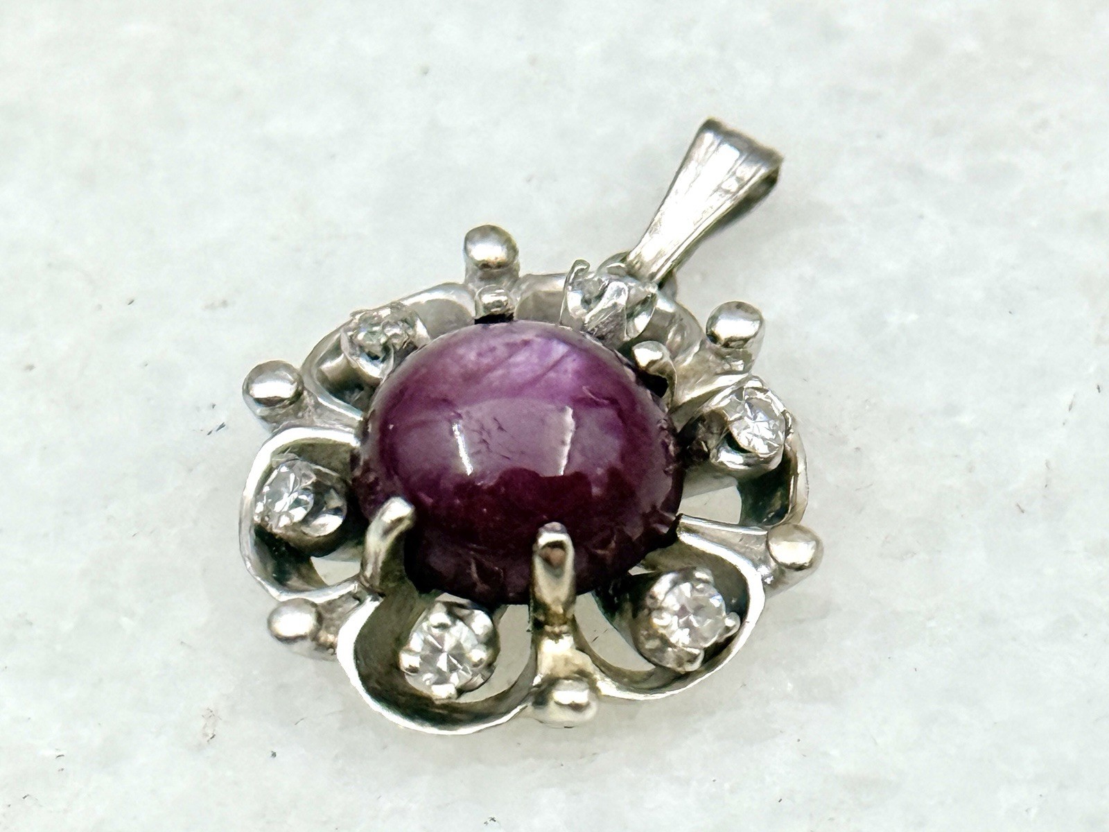 Vintage 14K White Gold Natural Star Ruby And White Sapphire Cluster Pendant ￼