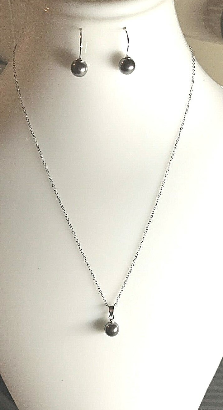 Women’s S.Silver Rhodium Plated Black 8mm Pearl Hook Earring and Necklace Set