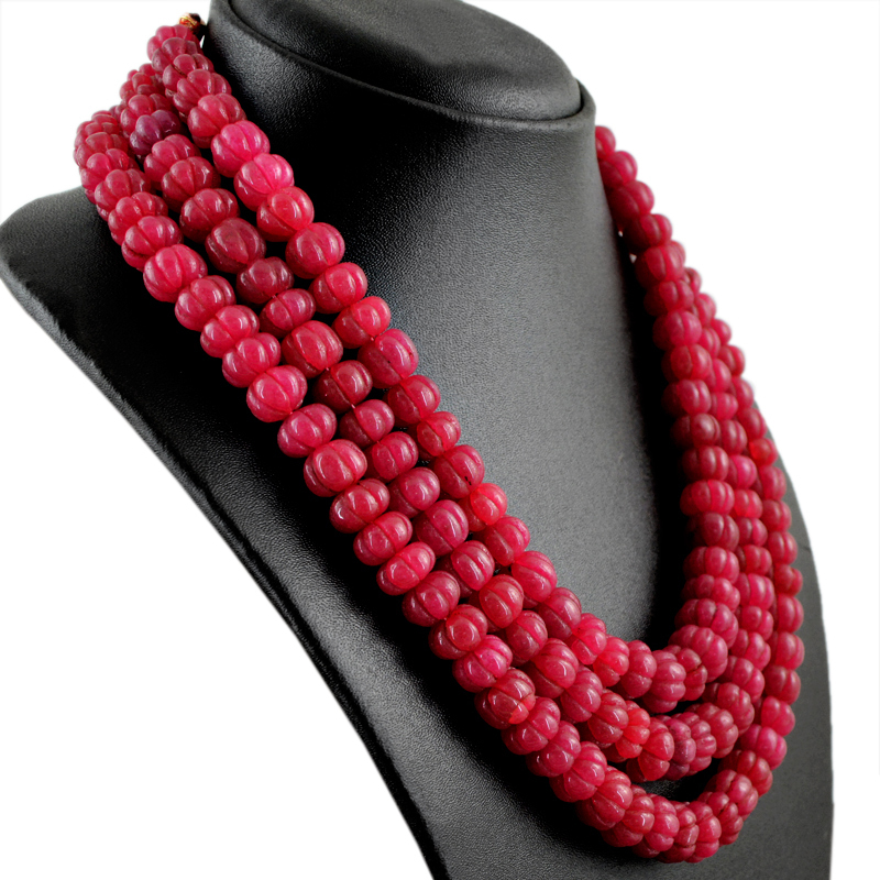 1250.00 CTS EARTH MINED ENHANCED RED RUBY ROUND CARVED BEADS NECKLACE (DG)