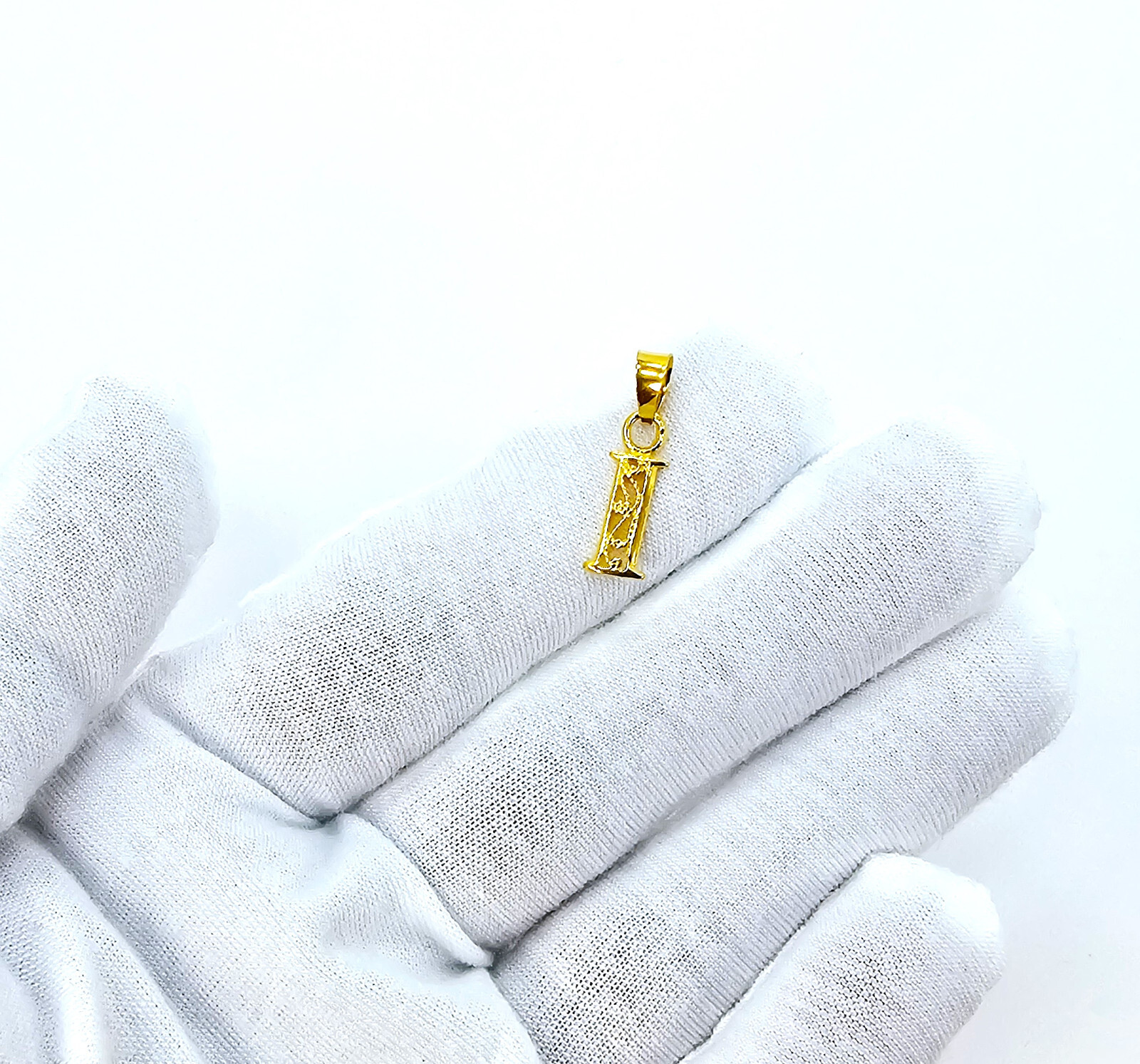 22K Solid Yellow Gold Pendant Initial Letter “ɪ” Genuine Hallmarked 22K Unique