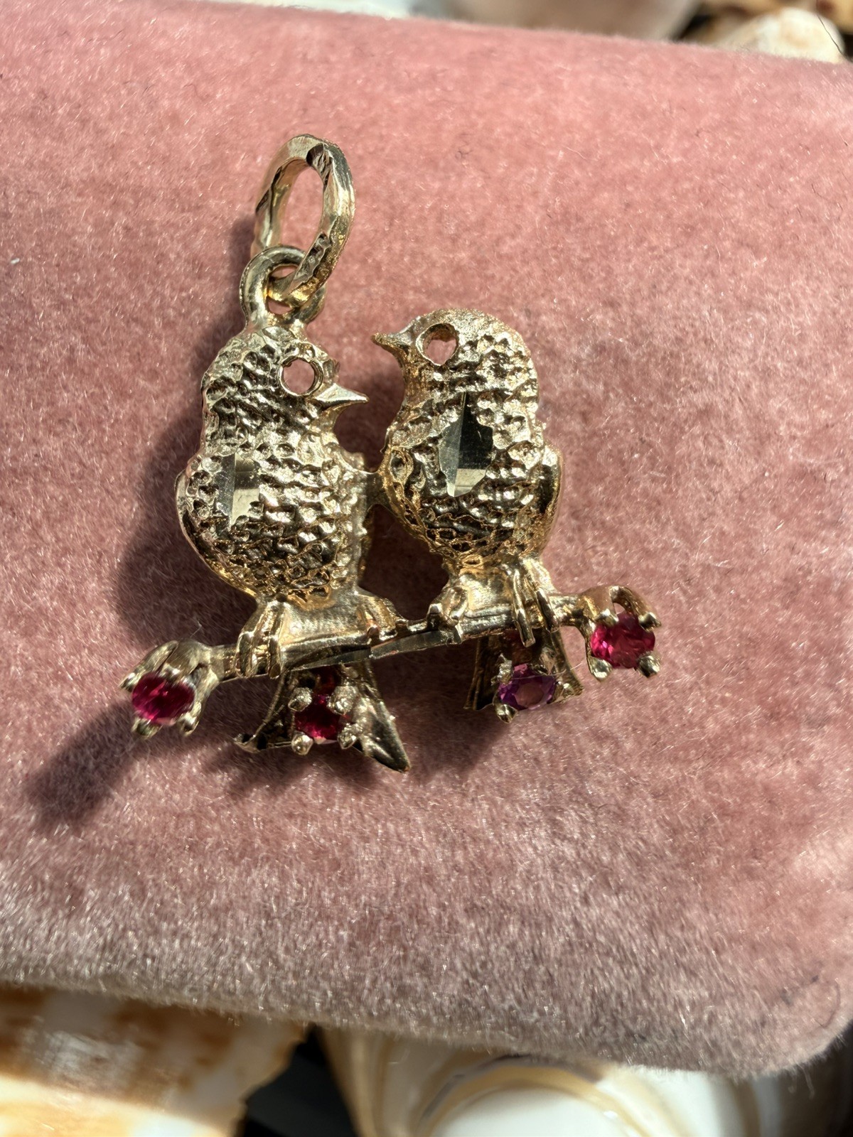 Vintage 1950’s gold Love Birds Pendant 10K gold