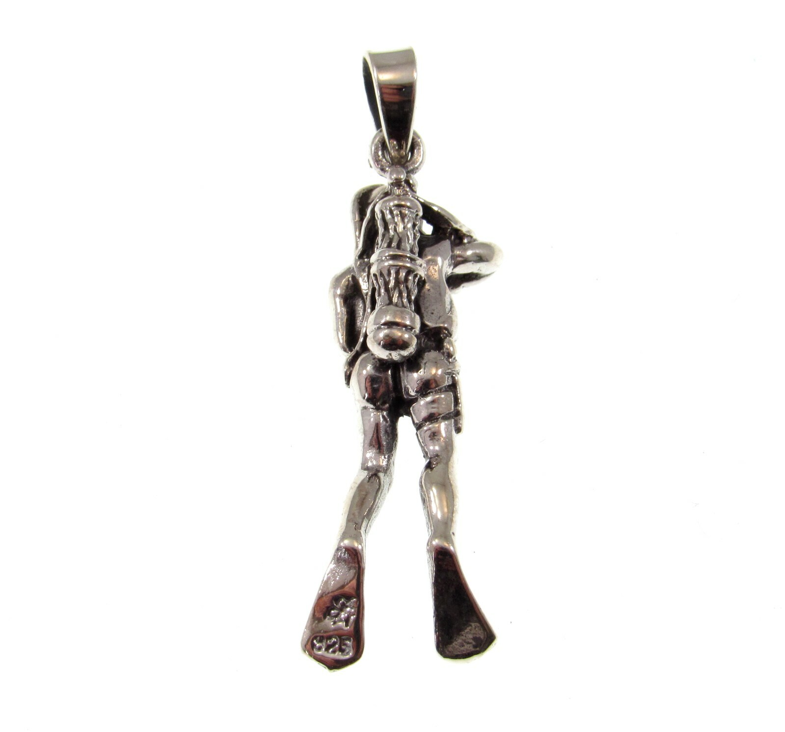 Solid 925 Sterling Silver Scuba Diver Pendant – Gift for Aquanauts, Sea Jewelry