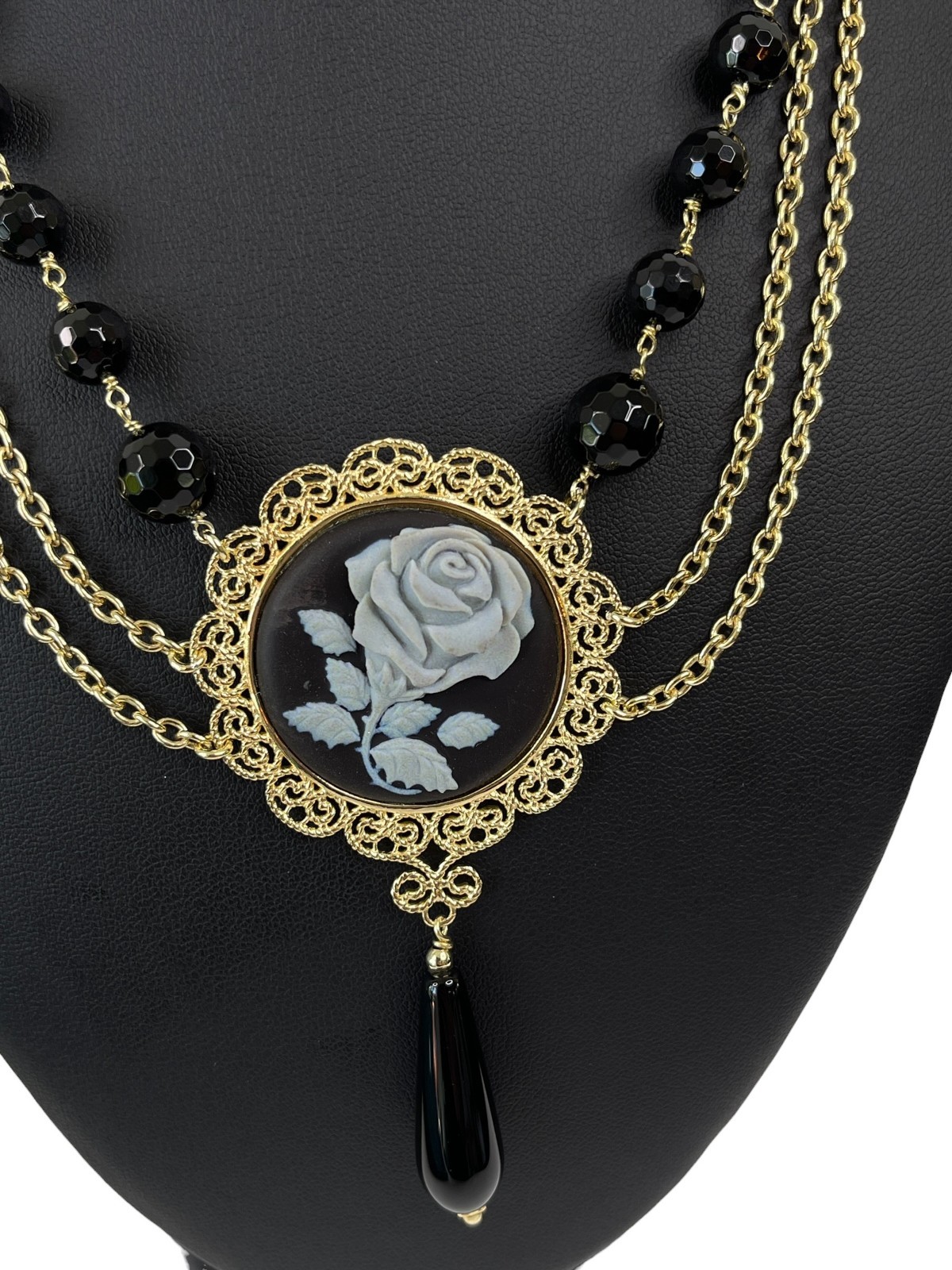 Braccialini Gold Plated .925 Sterling Silver Rose Cameo Pendant Necklace – ITALY