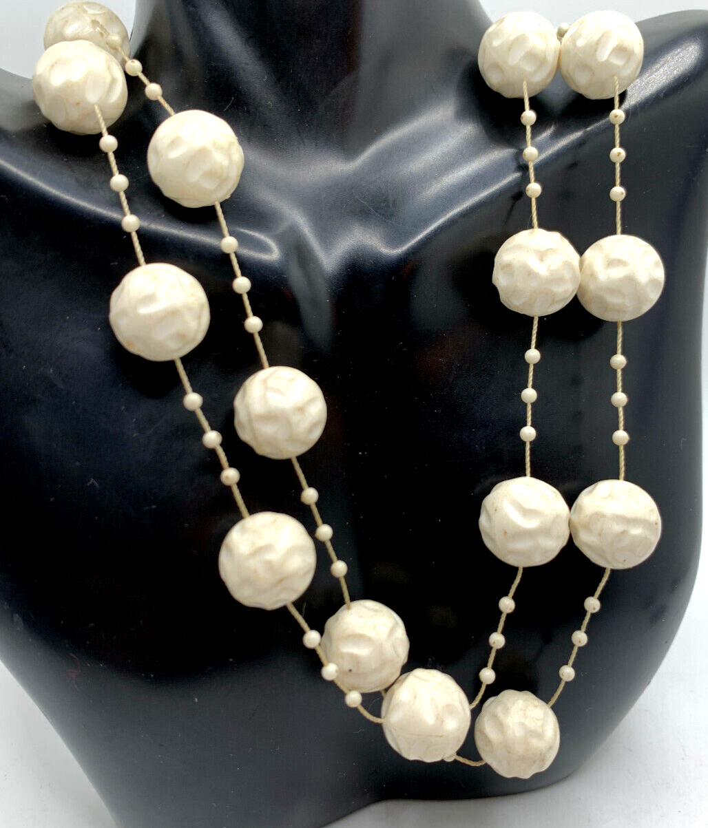 Unique Vtg 1960s 2 Strand Cream Old Plastic Textured Bead Station Necklace