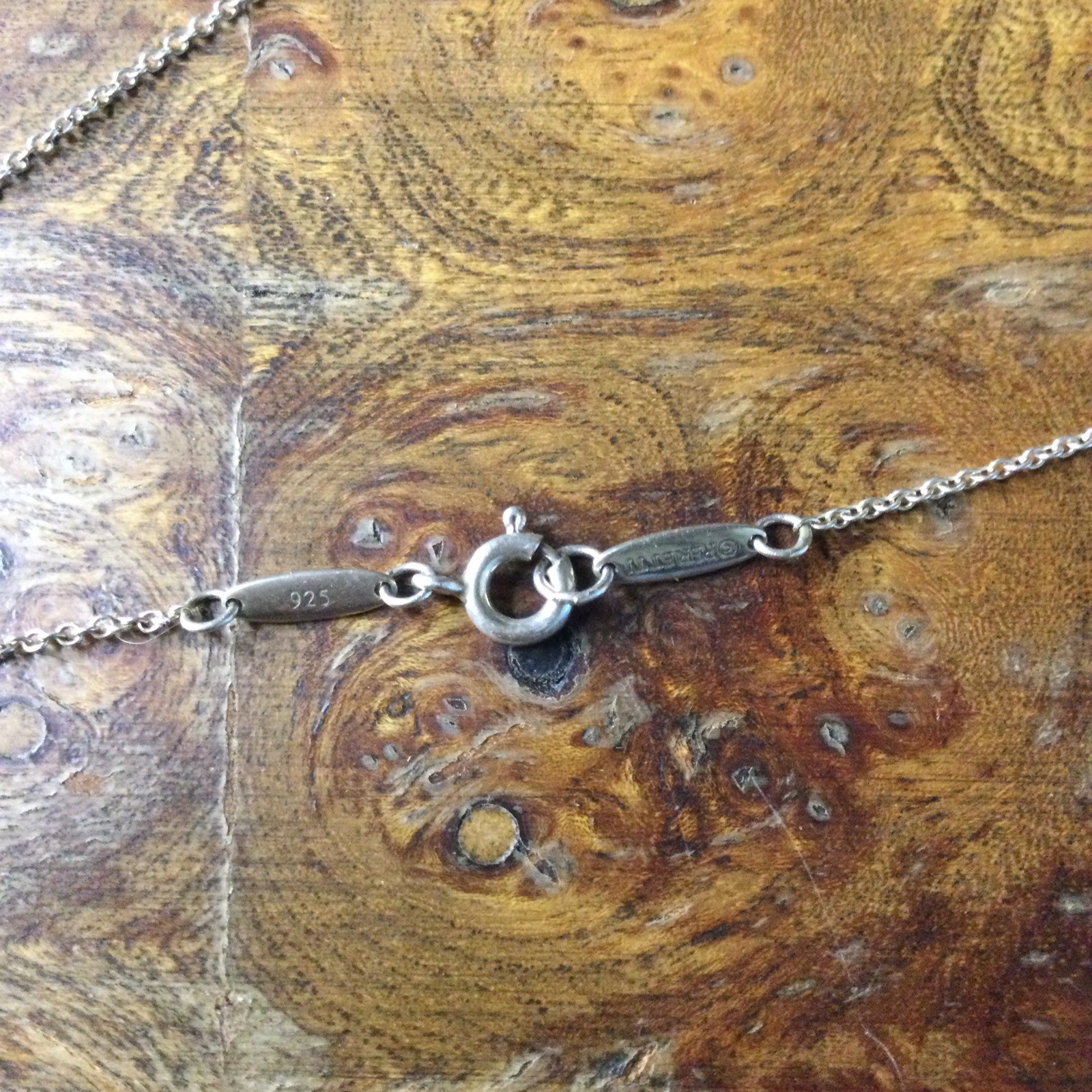 Tiffany & Co. Sterling Silver Elsa Peretti Small Letter L Pendant Necklace 17″