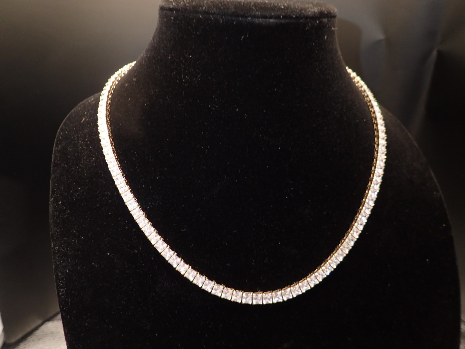 Radiance by Absolute 20″ 4mm Princess Magnetic Clasp Tennis Necklace