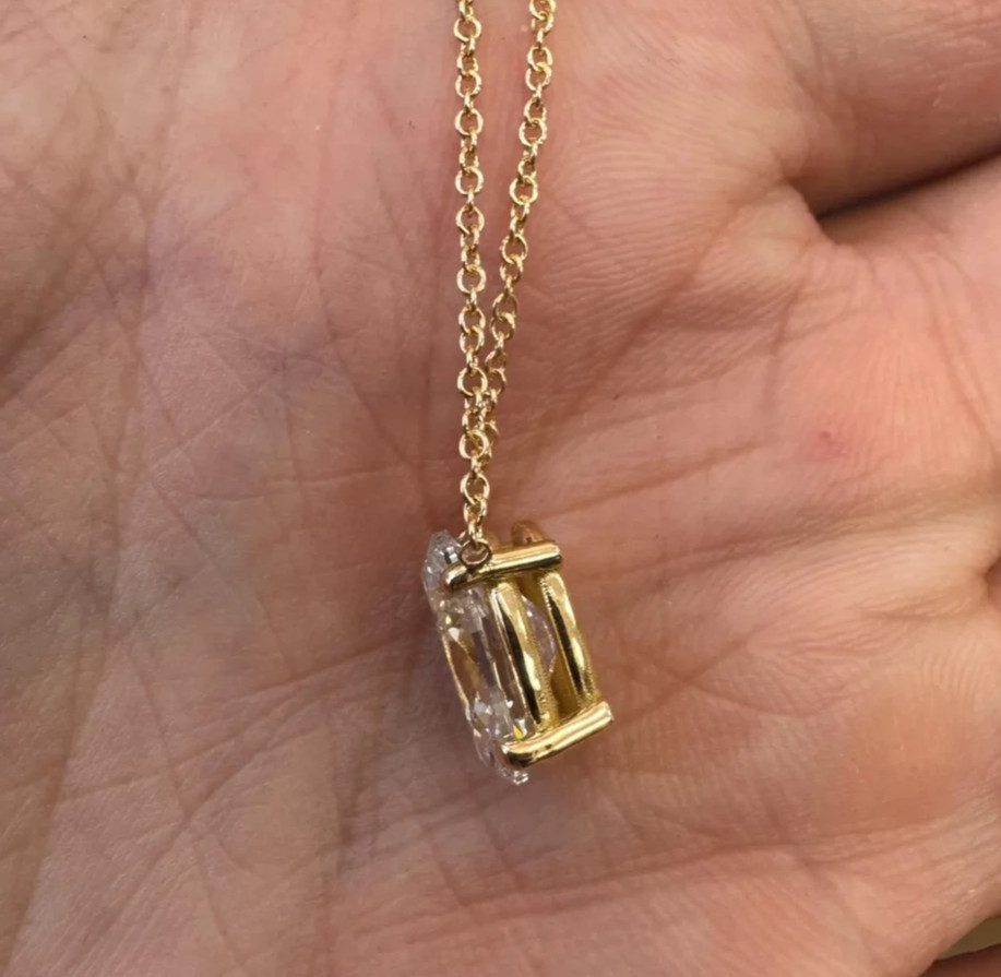 3.00Ct Oval-Cut EF/VS1 Lab Grown Diamond Prong Necklace& Pendant 14k Yellow Gold