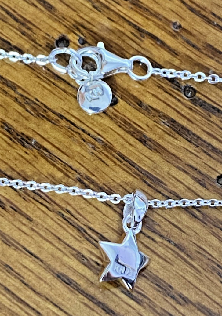 Kit Heath Sterling Silver June Birthstone Moonstone Star Necklace 16/18″ NWT