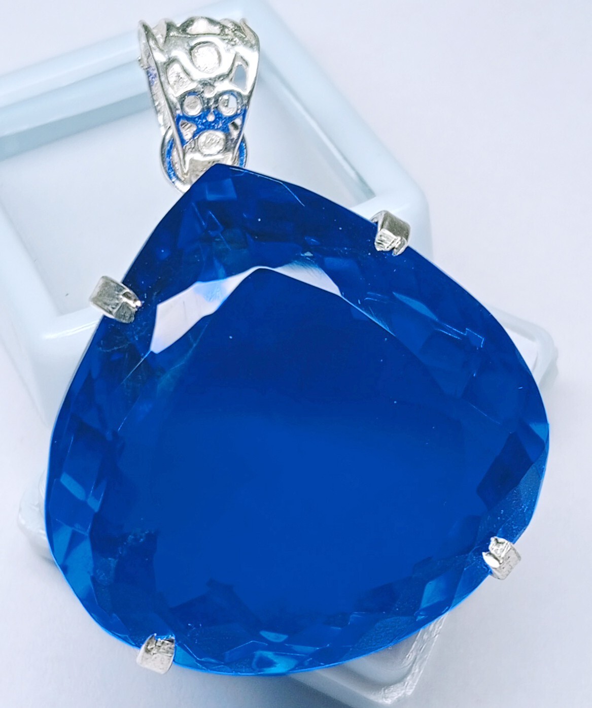 110 Ct Natural Blue Topaz Pear Cut Loose Gemstone Locket Pendant EGL Certified