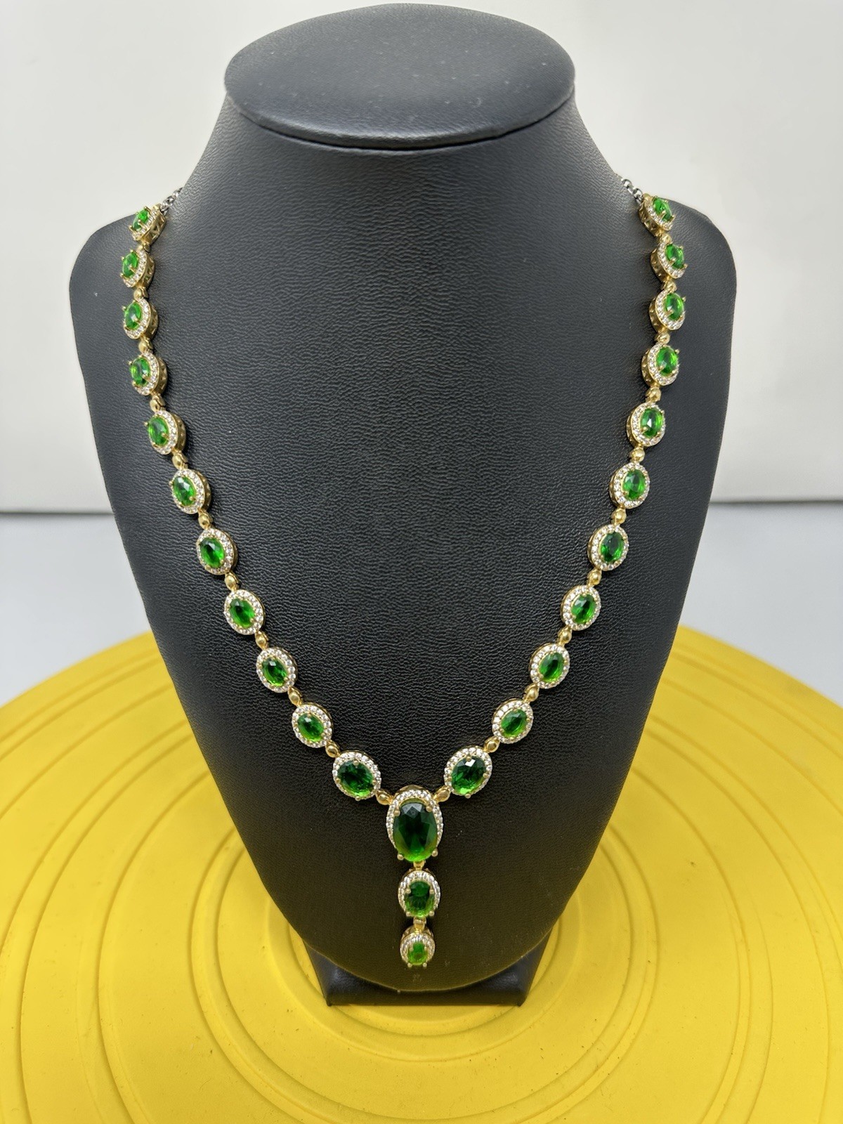 Sterling Silver Emerald & CZ Choker Tennis-Style Choker Necklace Chic 40g 18 In