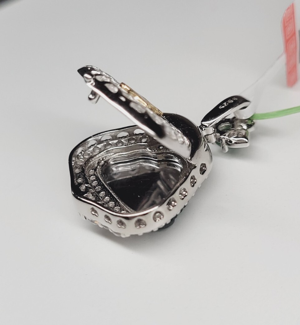 Certified Green Jade Buddha silver pendant inlaid Icy light green Buddha 满绿翡翠开心佛