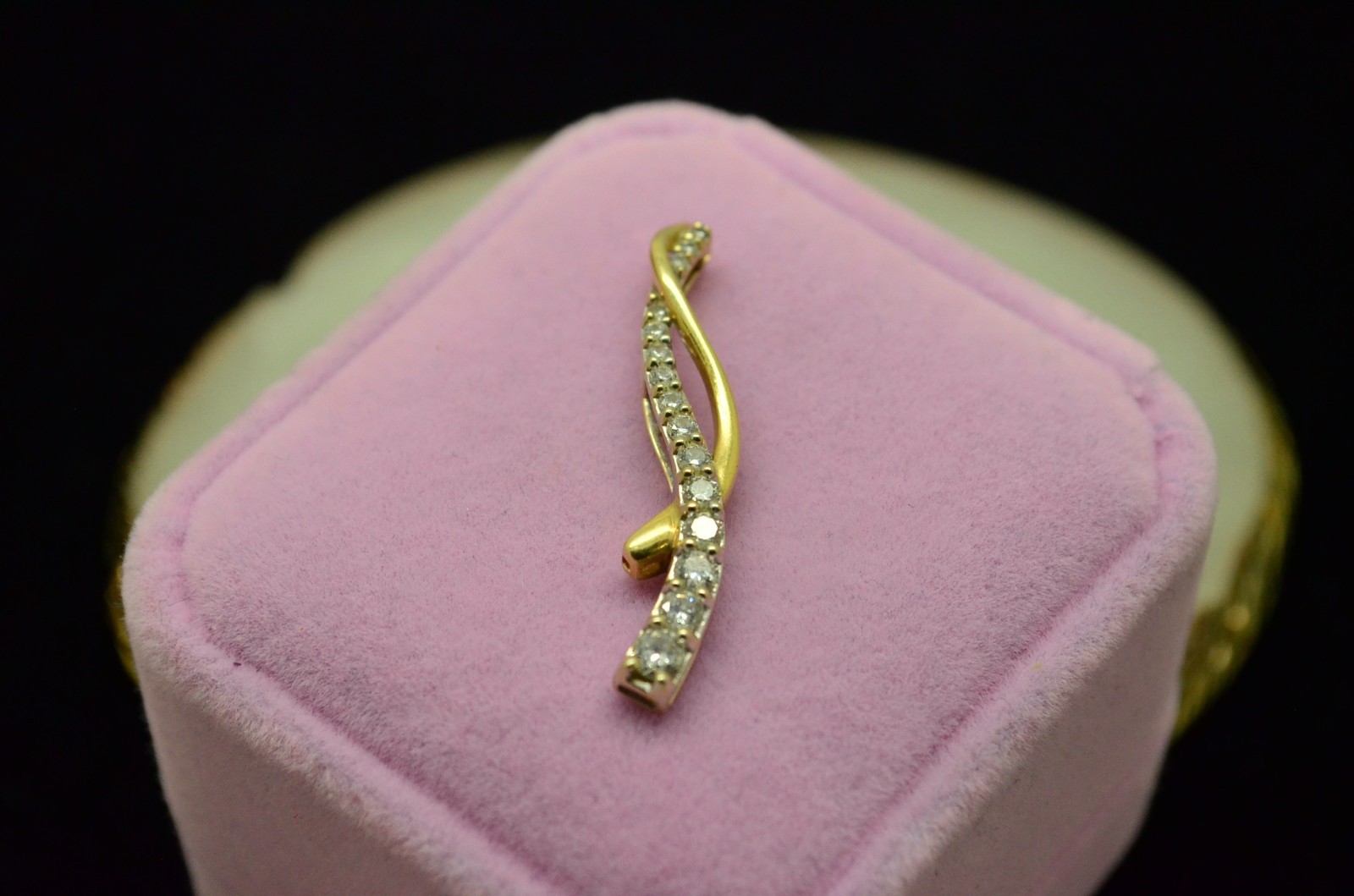 14K Yellow & White Gold 17 Diamond Journey Pendant Charm 1/2 Carat (tcw)