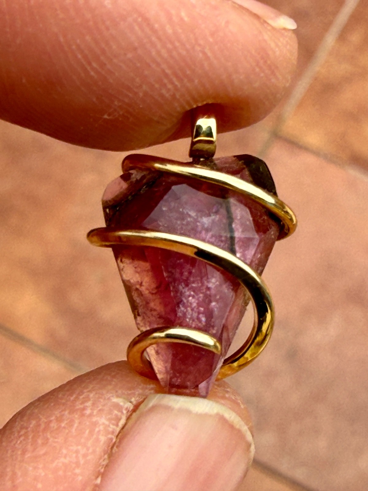 11.47ct Tourmaline Brazil Bi-Color Facet Forge 14K Yellow Gold Pendant Total Wt