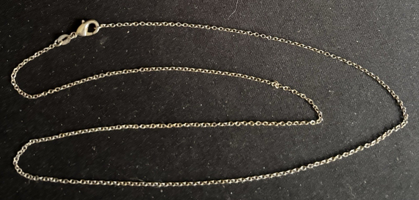 Sterling Silver Necklace 24” Marked 925 2.3grams