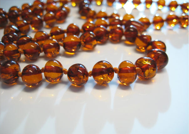 Genuine Amber Beautiful Baltic Amber Necklace 24 inches !!!