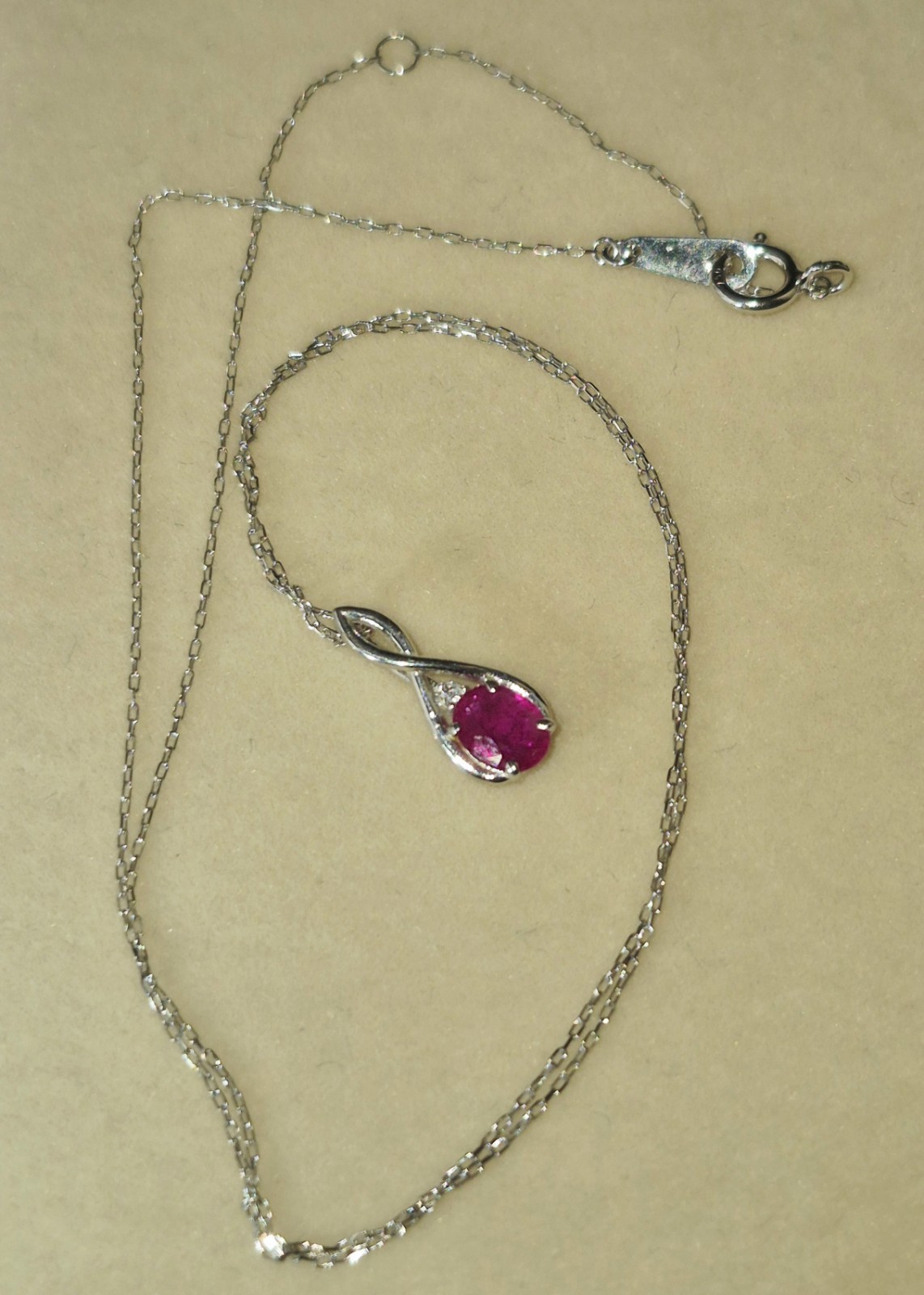 BEAUTIFUL 18k GOLD NATURAL RED RUBY & DIAMOND PENDANT 16″ NECKLACE W/CERTIFICATE