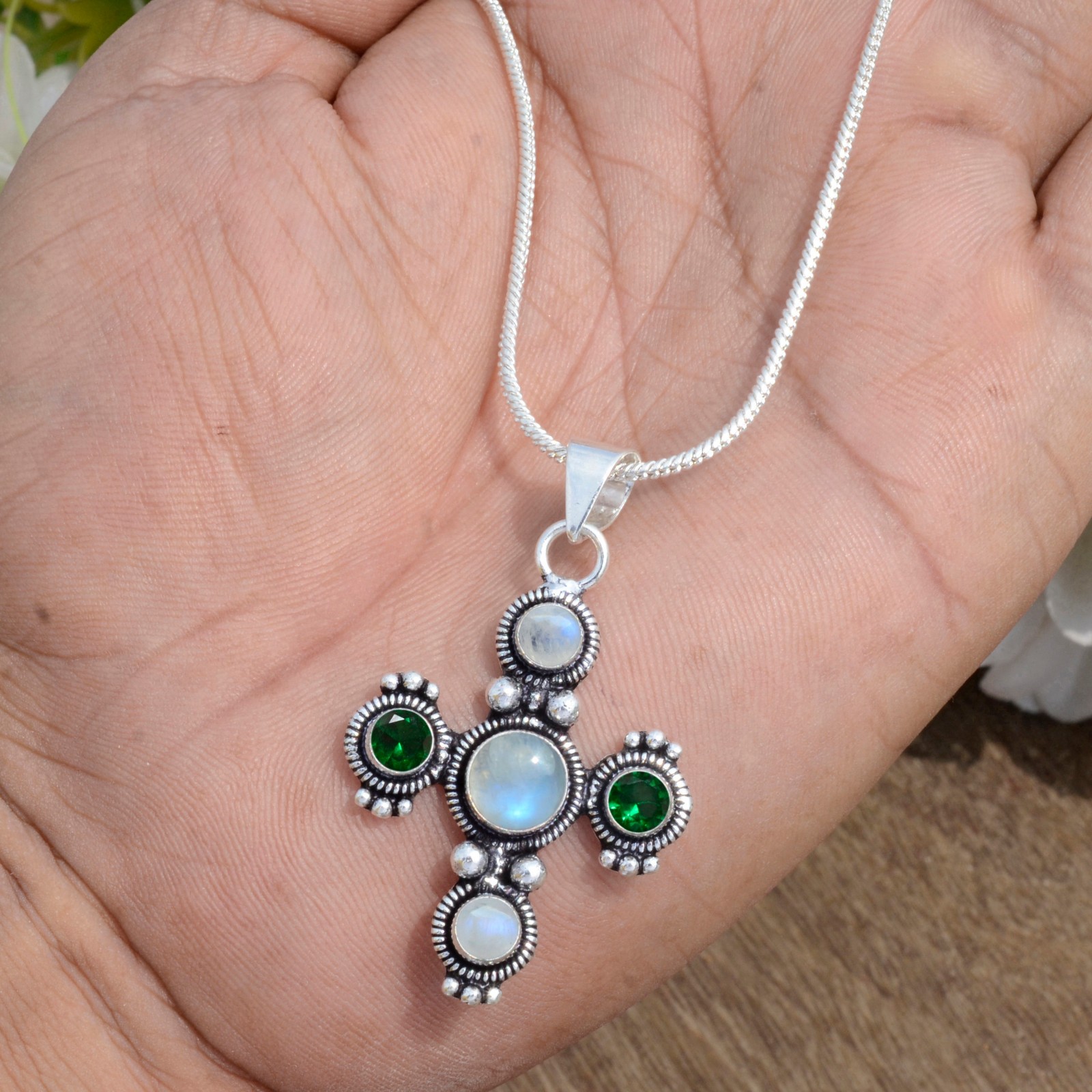 Moonstone Chrome Diopside Gemstone Cross 925 Sterling Silver Beauty Art Pendant