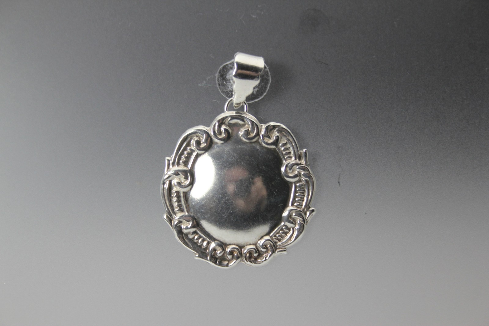 925 Sterling Silver Luggage Tag Pendant 3.5 Grams (PEN10238)