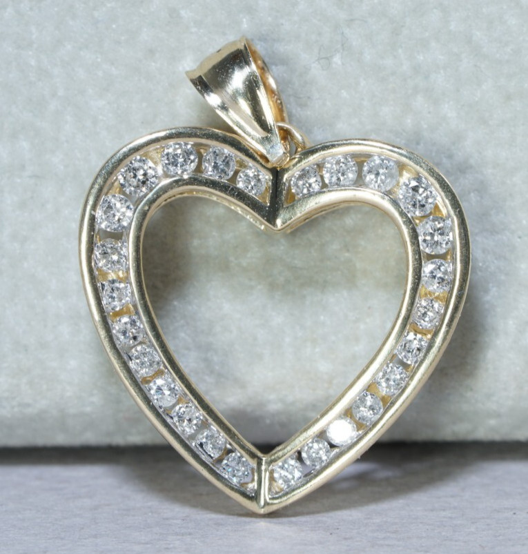 14K Yellow Gold 1/2ctw *HEART* Natural Diamond Pendant, 3.4grams