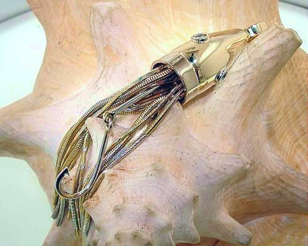 HAWAIIAN HEAVY 2T 14K YELLOW GOLD 0.20CTS DIAMOND AHI TUNA TROLLING LURE PENDANT