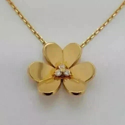 14k Yellow Gold Plated Flower Pendant Women’s 1Ct Round Cut Lab Grown Diamond