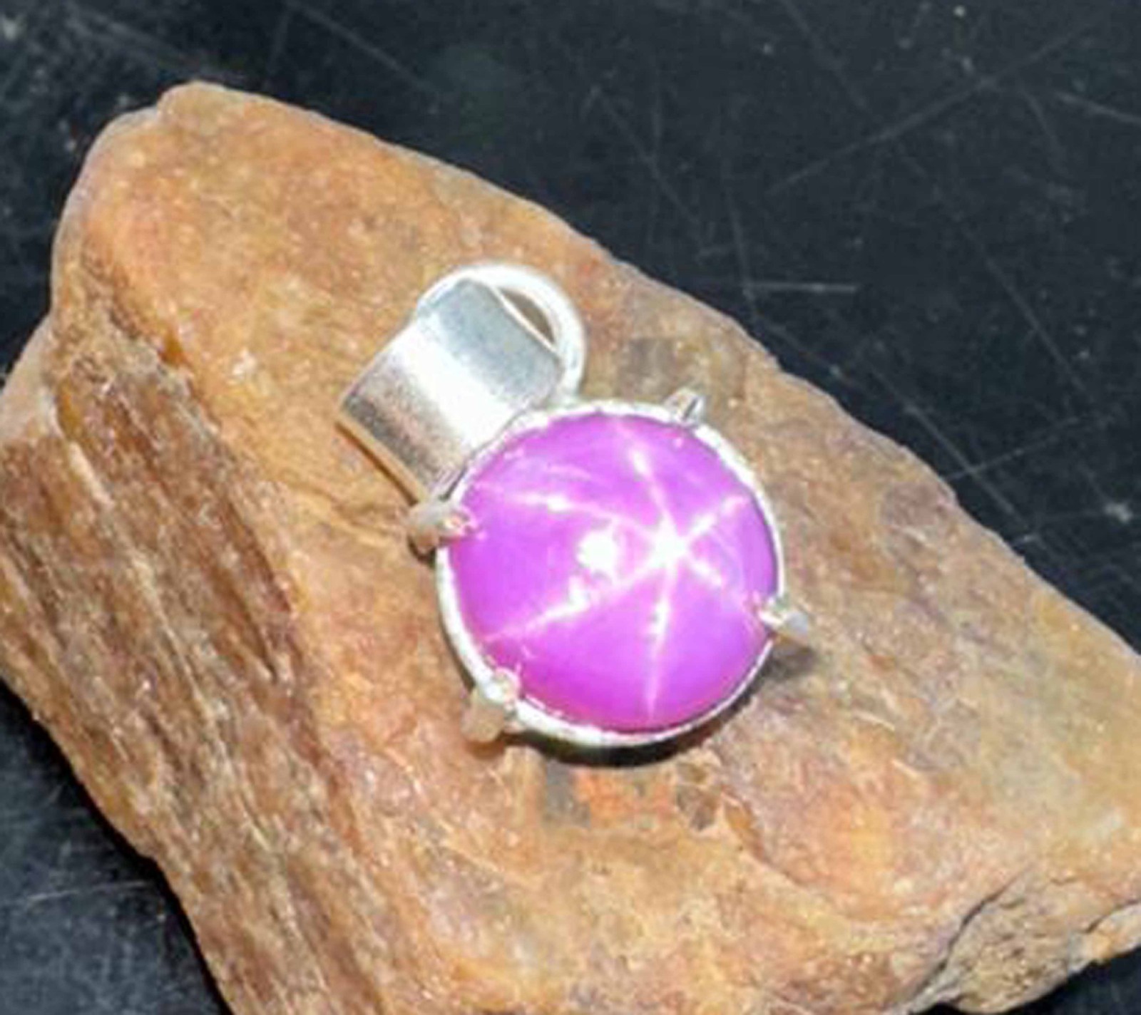 Natural 11.70 CT Purple Star Sapphire Round Cut Certified Gemstone Pendant 925