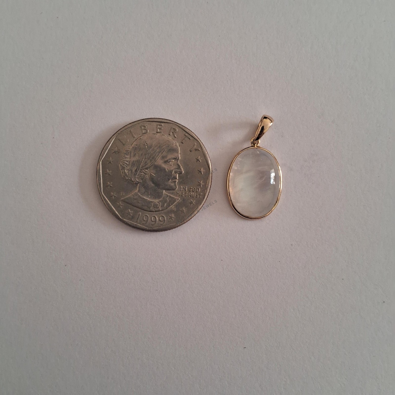 10.70 Ct Natural Moonstone Pendant 14K Yellow Gold June Birthstone Gift Bezel