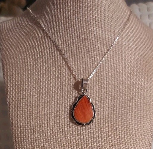 New Large Sterling Silver & Orange Red Spiny Oyster Pendant with Chain
