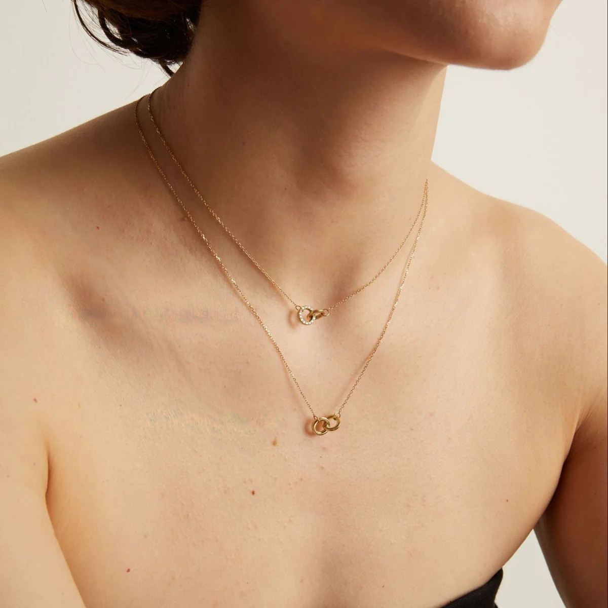 Round Natural Diamond Interlocking Pendant Necklace 14K Solid Yellow Gold