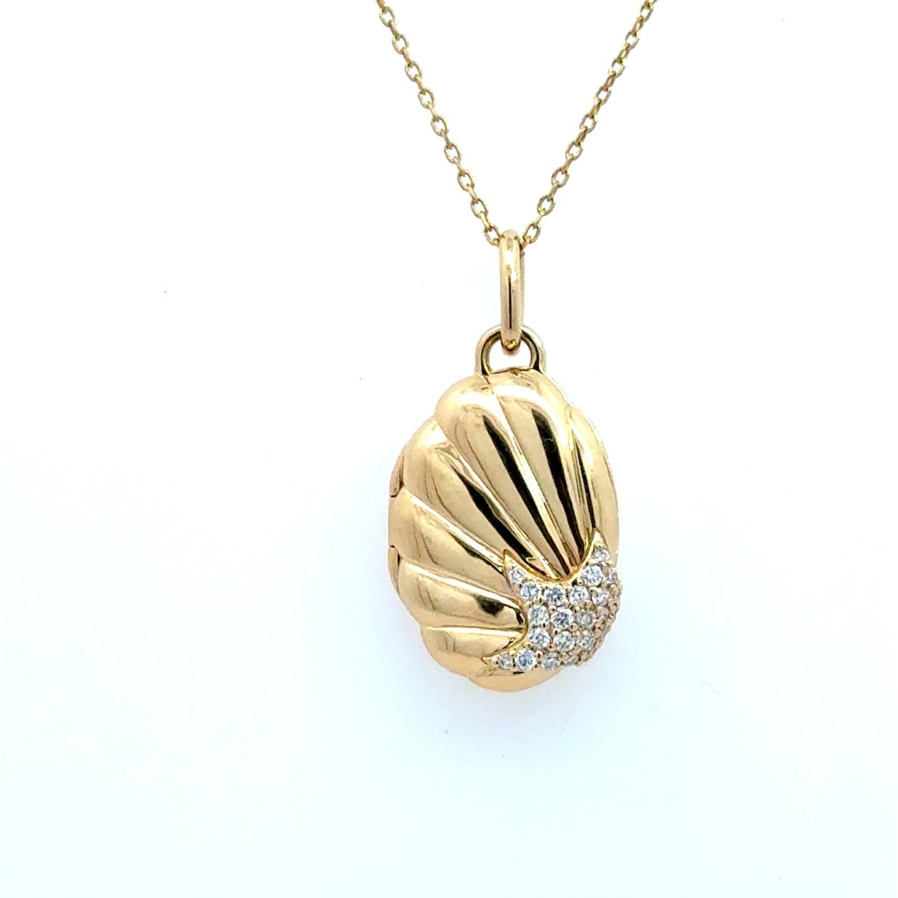 Monica Rich Kosann Neptune Shell Pavé Diamond Locket 18KT Gold Necklace