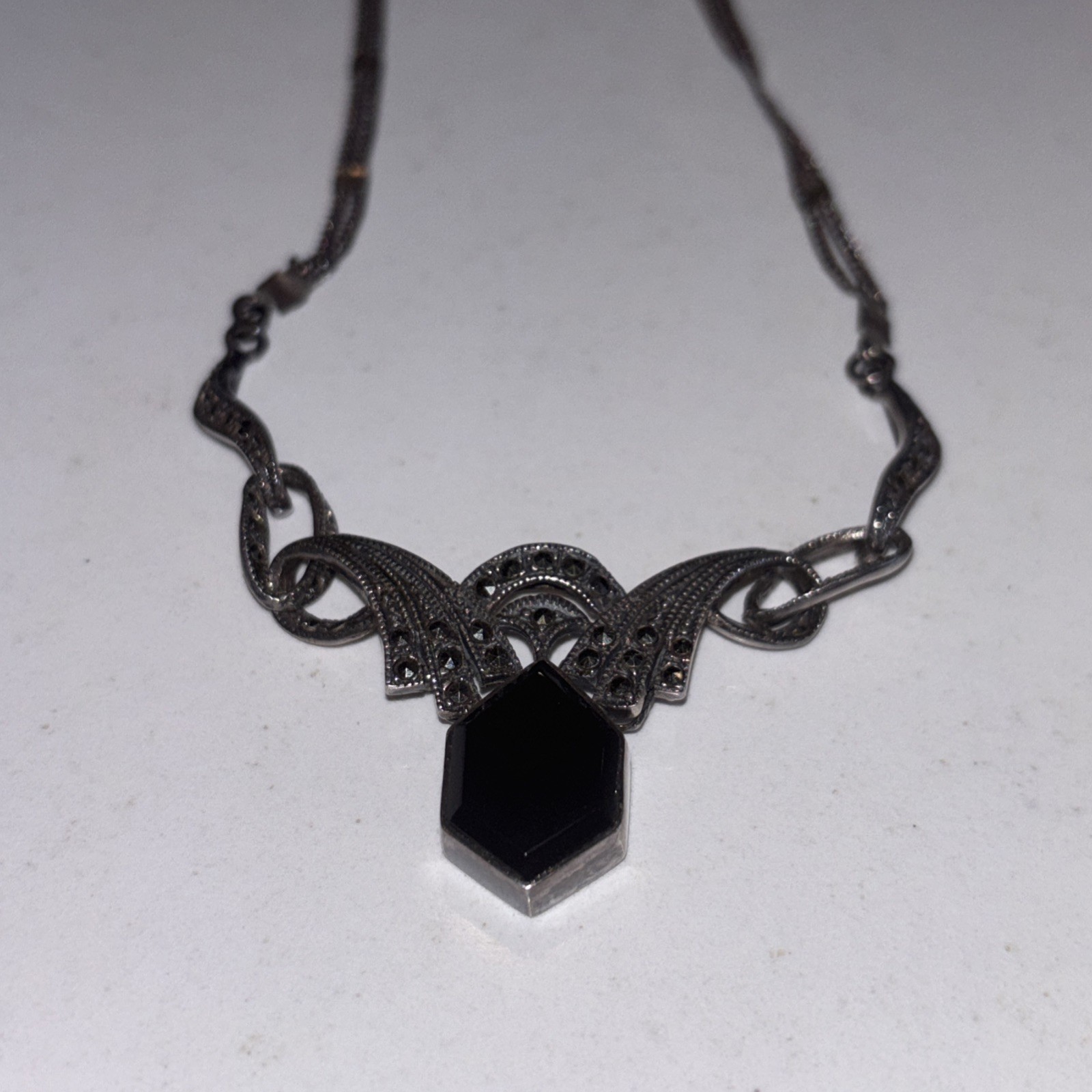 Beautiful Sterling Silver Black Onyx & Marcasite Vintage 19” Necklace