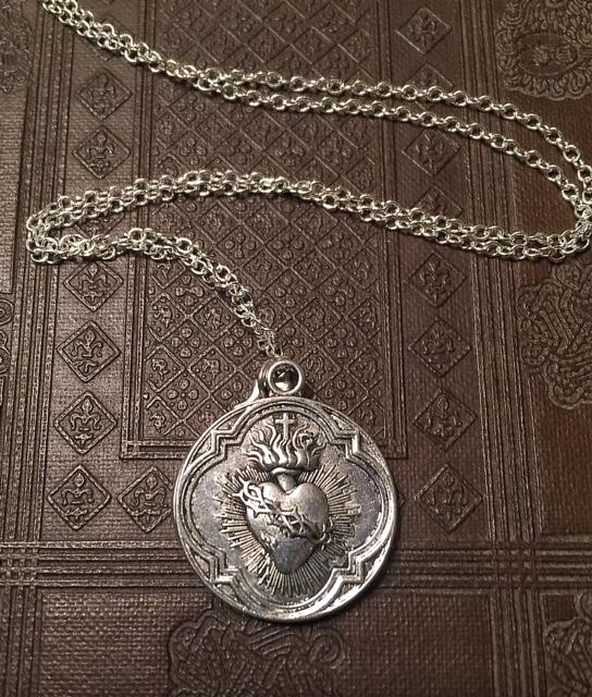Sacred Heart Pendant Necklace on 18 inch chain double sided Pendent is 1 inch