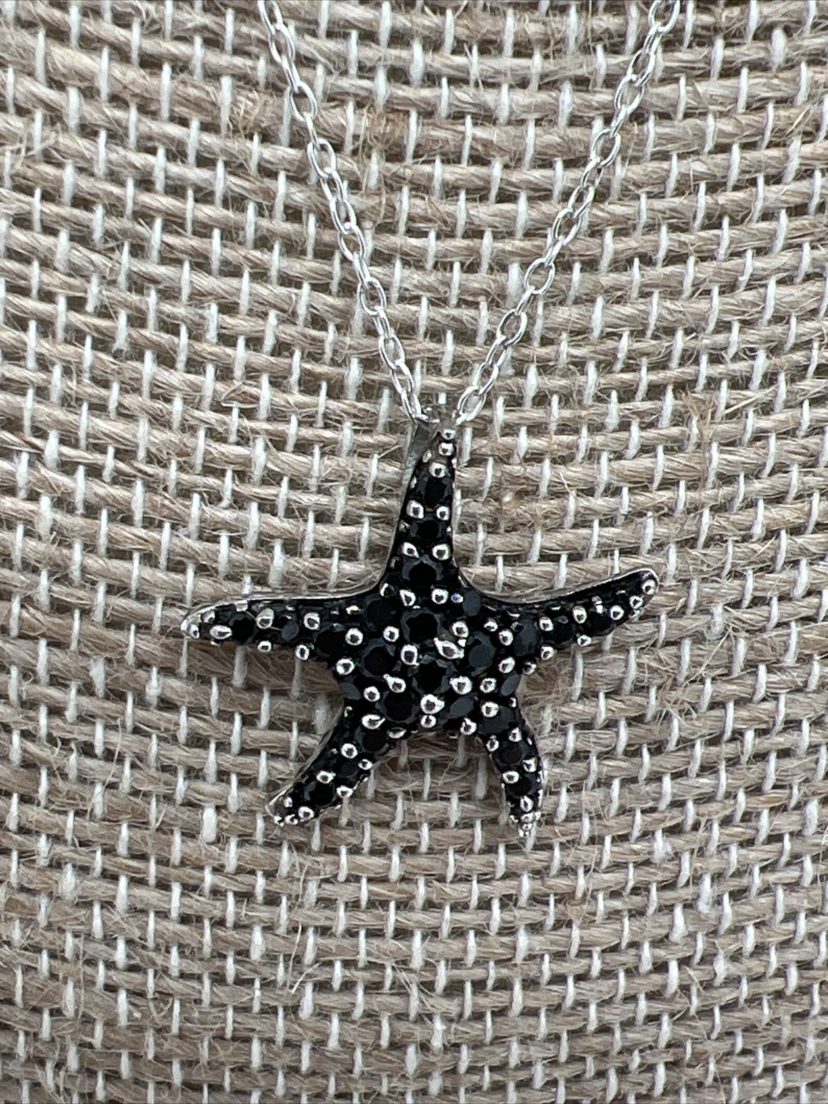 Sterling silver black rhinestone starfish pendant necklace 18 inches