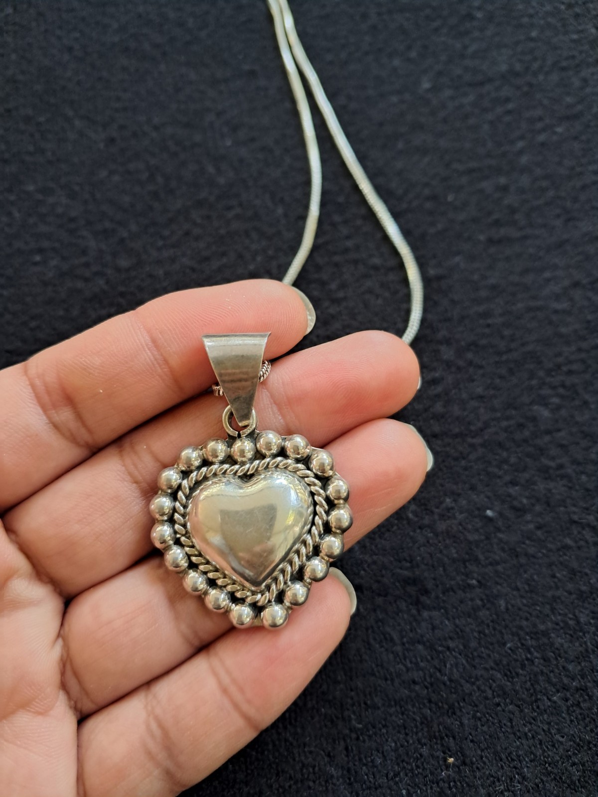 925 silver chain with heart pendant, made in Mexico, 11.5 inches.