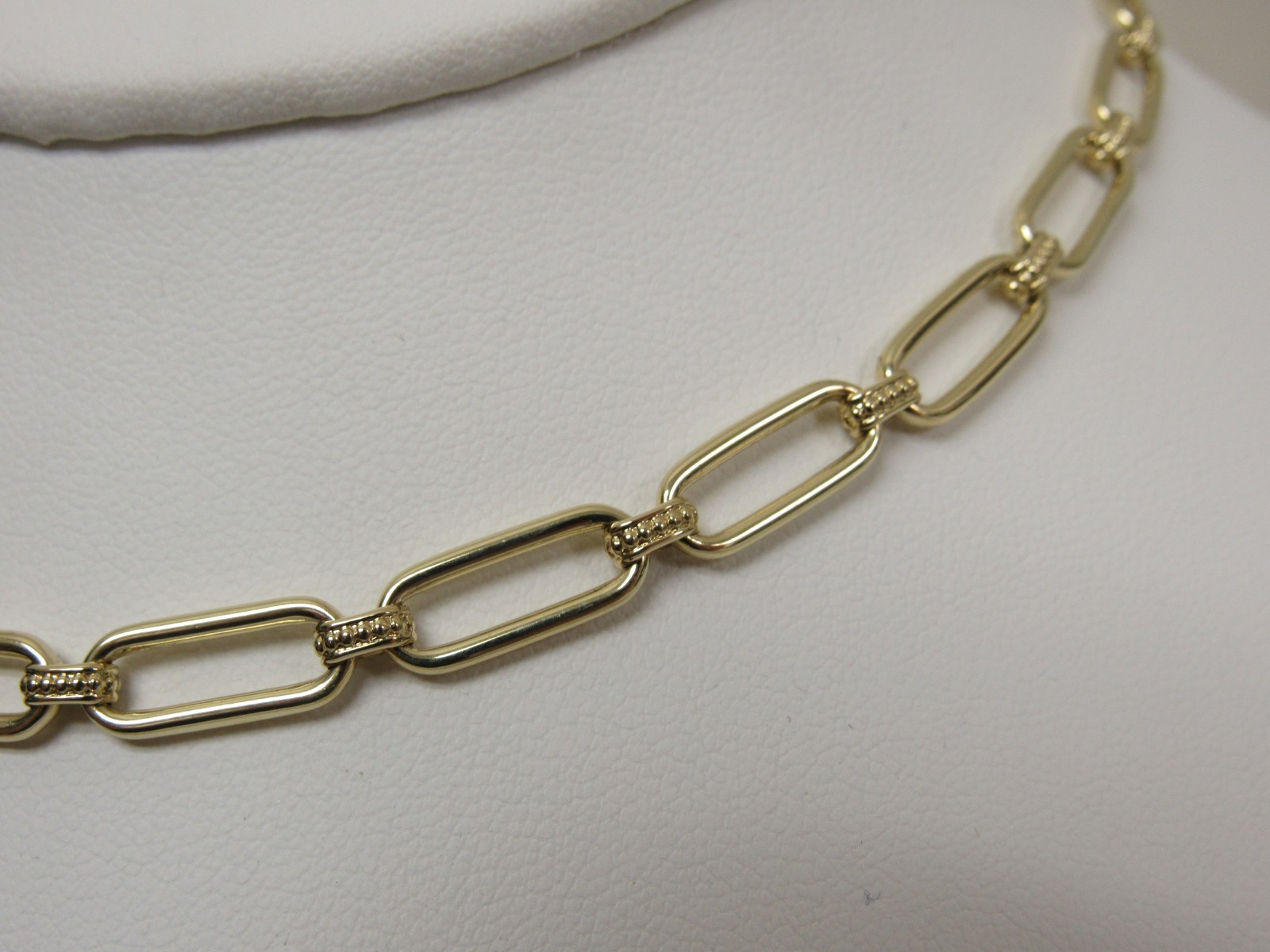 Designer LAGOS 18K Signature Caviar Gold Oval Link Necklace, 18″ Length