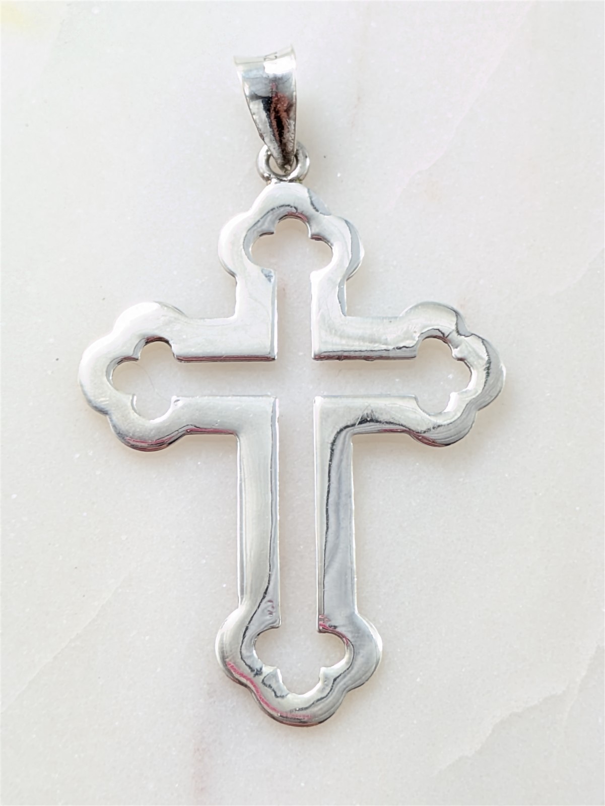 Vintage Solid Sterling Silver Botany Trefoil Cross Pendant 2 Grams