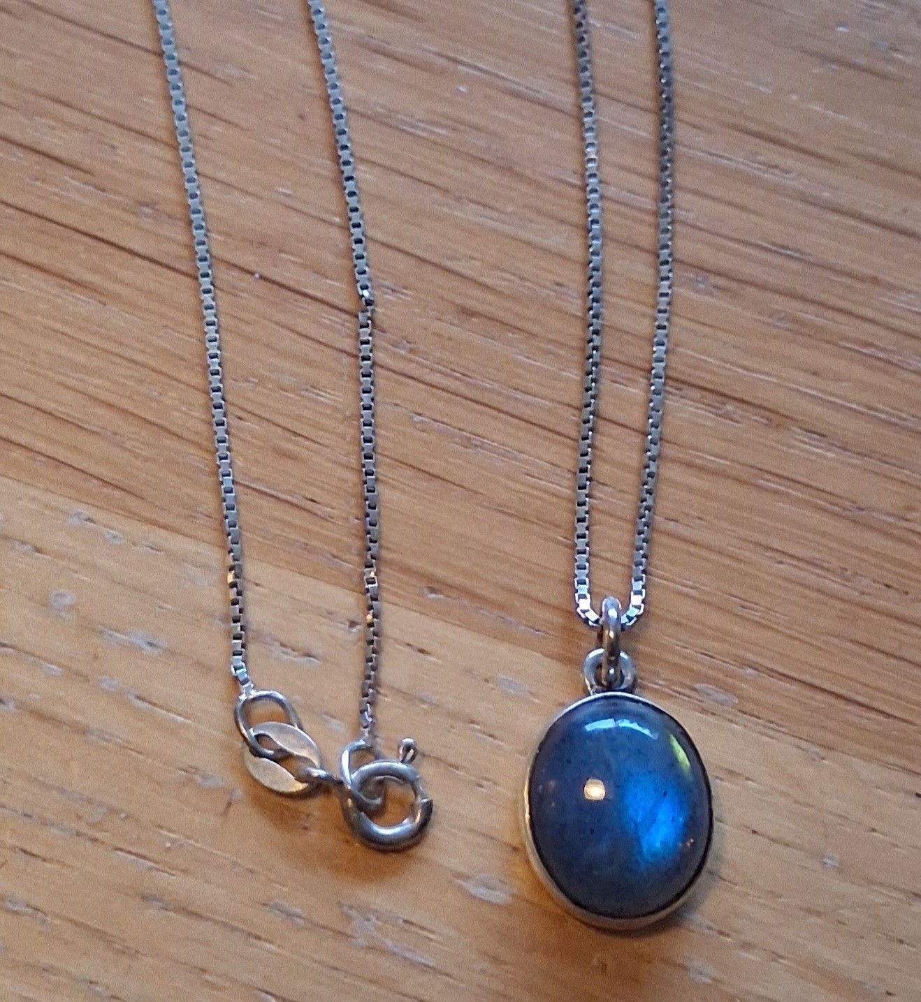 Sterling Silver Rich Blue Labradorite Cabochon Pendant Oval Box Chain Necklace