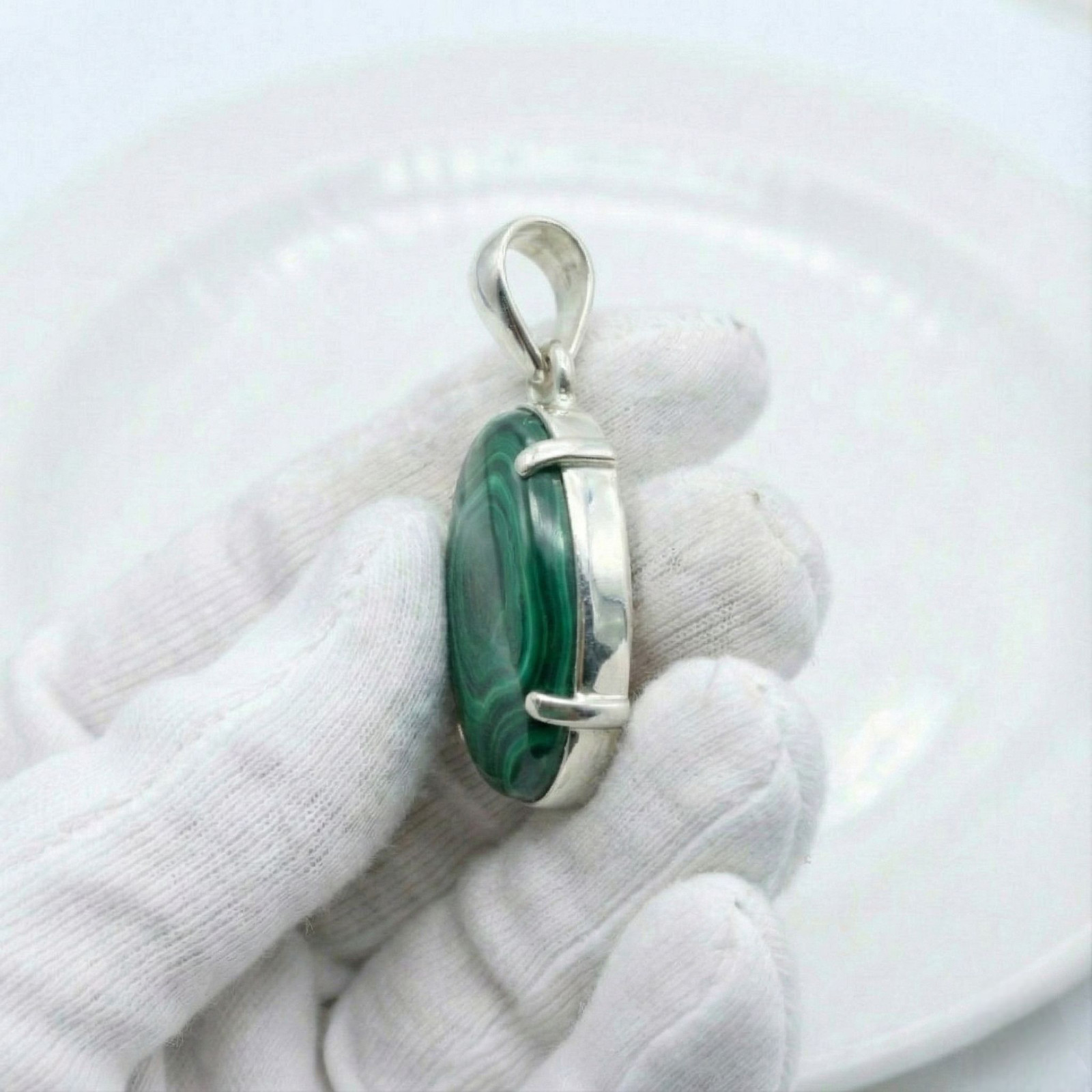 Malachite Pendant 925 Sterling Silver Handmade Oval Pendant Gift