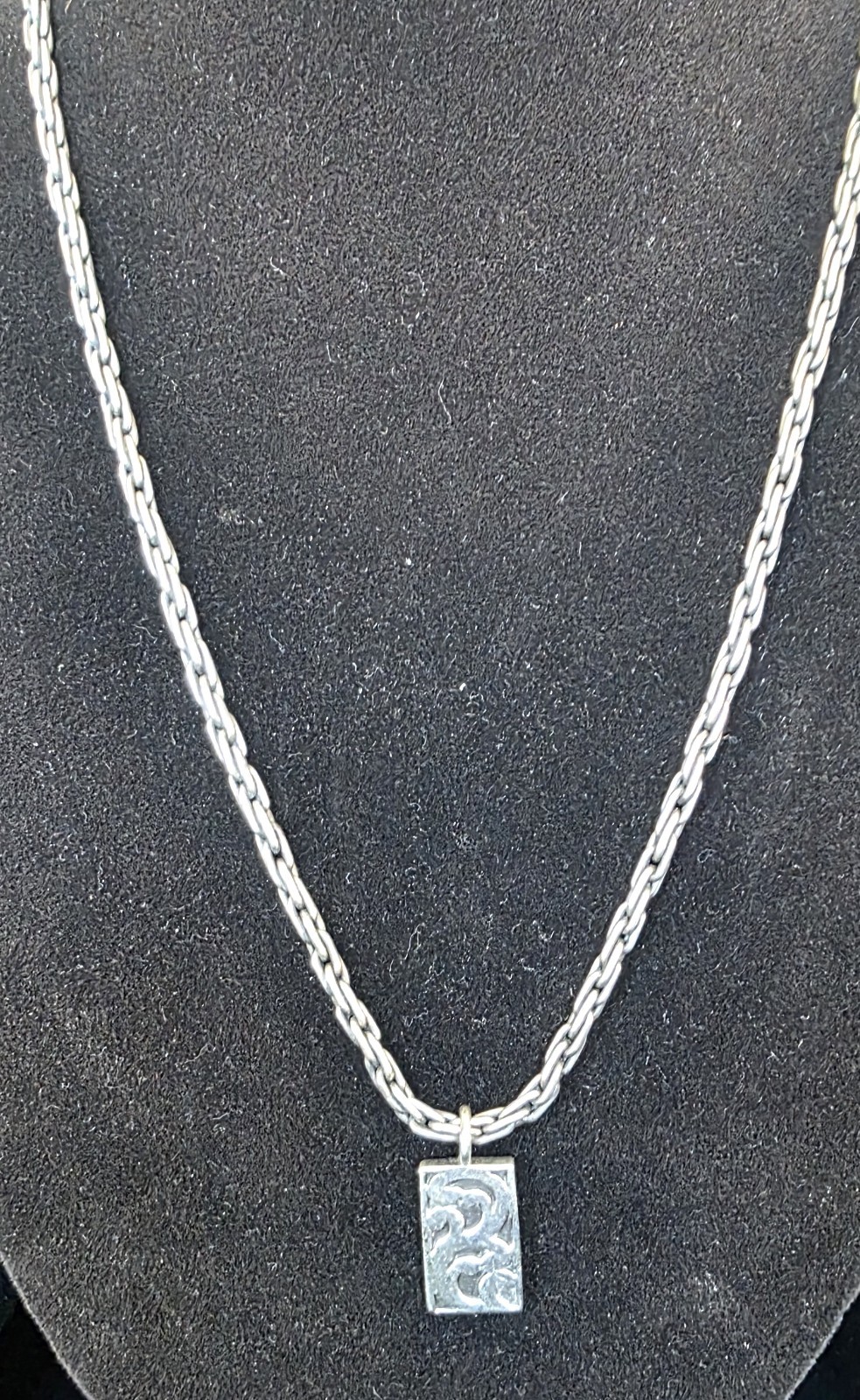 LOIS HILL STERLING SILVER SCROLLED PENDANT CHAIN TOGGLE NECKLACE 18in