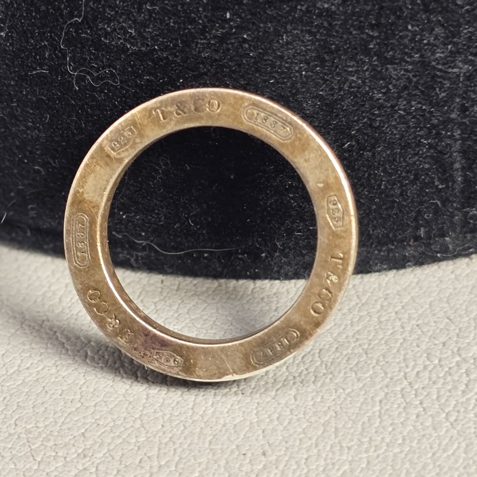 Vintage Tiffany & Co 1837 925 Sterling Silver Concave Circle Pendant Band Ring