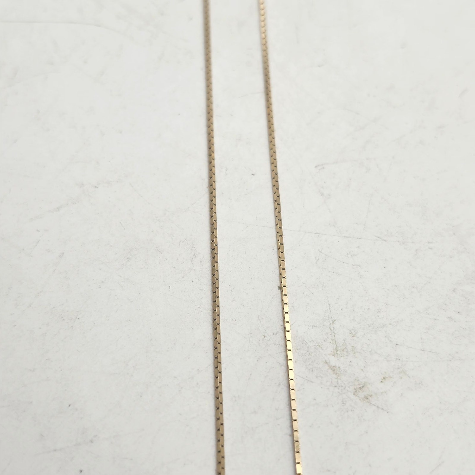 NC 14K Yellow Gold Box Chain Necklace 18 Inch 0.75mm Dainty 2.48g Spring Clasp