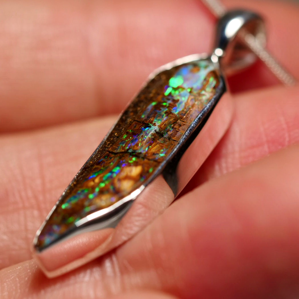 Australia Natural Queensland Solid Boulder Opal Silver 925 Pendant Hallmark