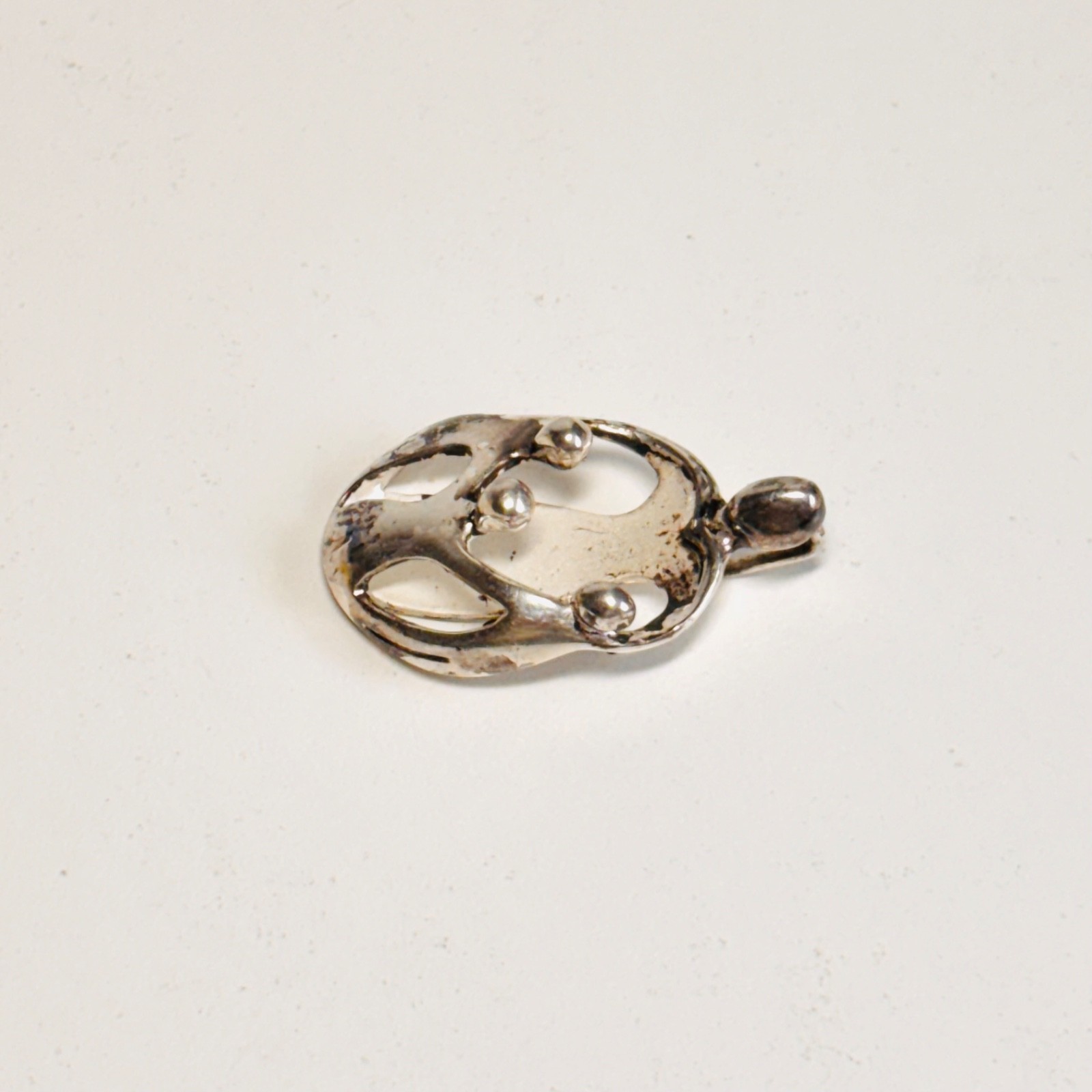 CAROLYN POLLACK RELIOS Loving Family pendant 1 adult 3 child Ster CP vint 6.8g