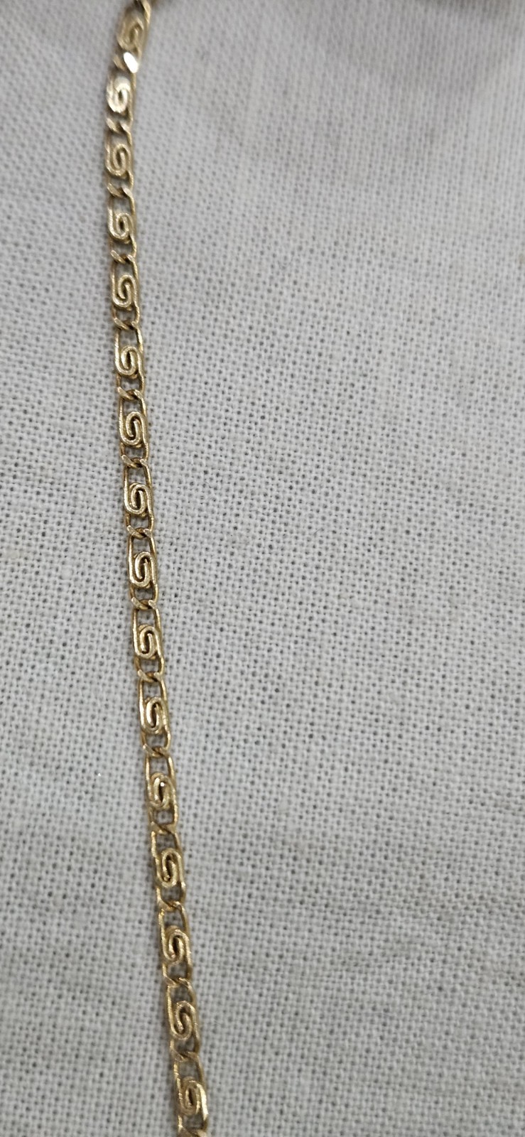 Vintage 14k Gold Snail Or Scroll Flat Chain Necklace Classic 18″ Long 3.94 Grams