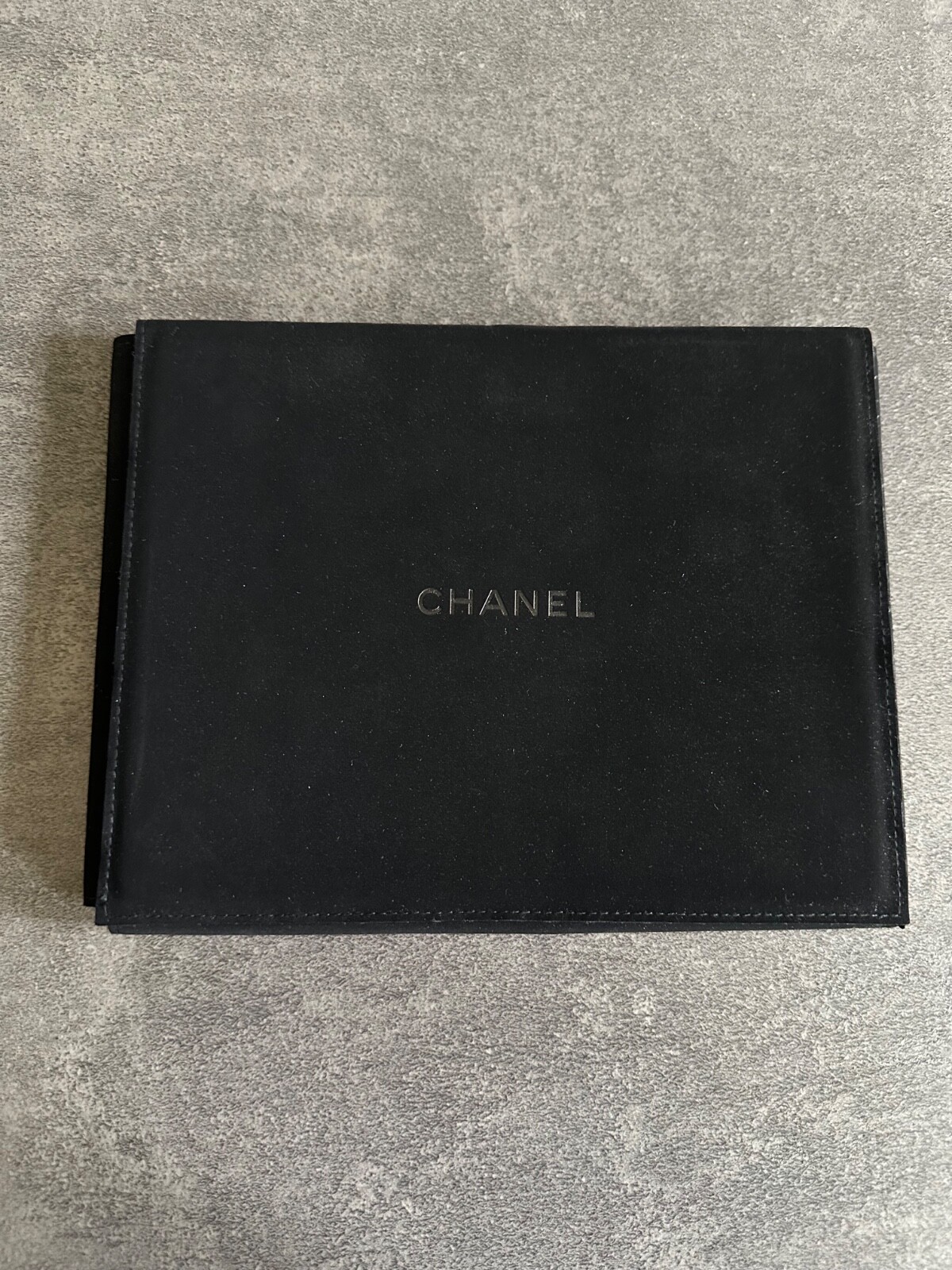New Authentic Chanel Empty Box Insert Velvet Necklace Jewelry Pouch 9” x 7.5″