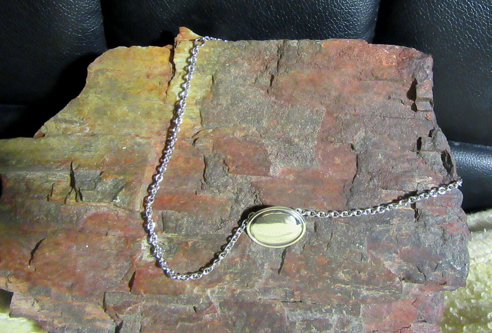 James Avery 925 Silver Engravable Oval Pendant Necklace 15-17 Inches Adjustable