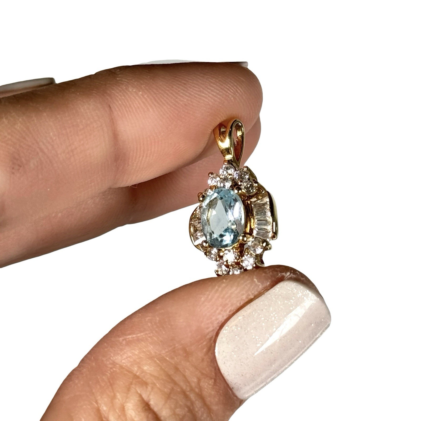 Vintage Gold Plated Pendant Light Blue Gemstone Oval Facetted Topaz Aquamarine