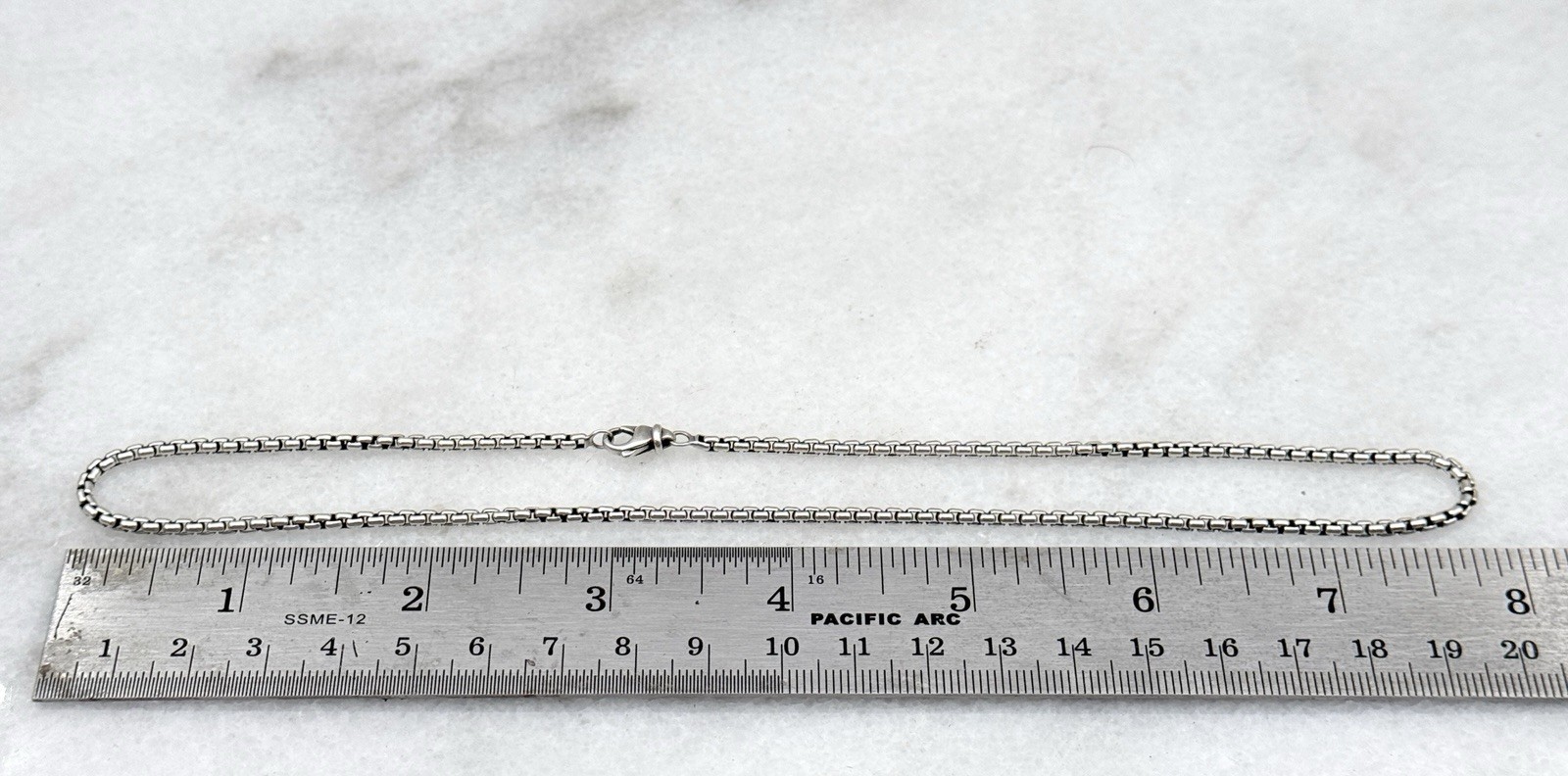 Unsigned David Yurman Sterling Silver 16″ Round Box Chain 2.5mm