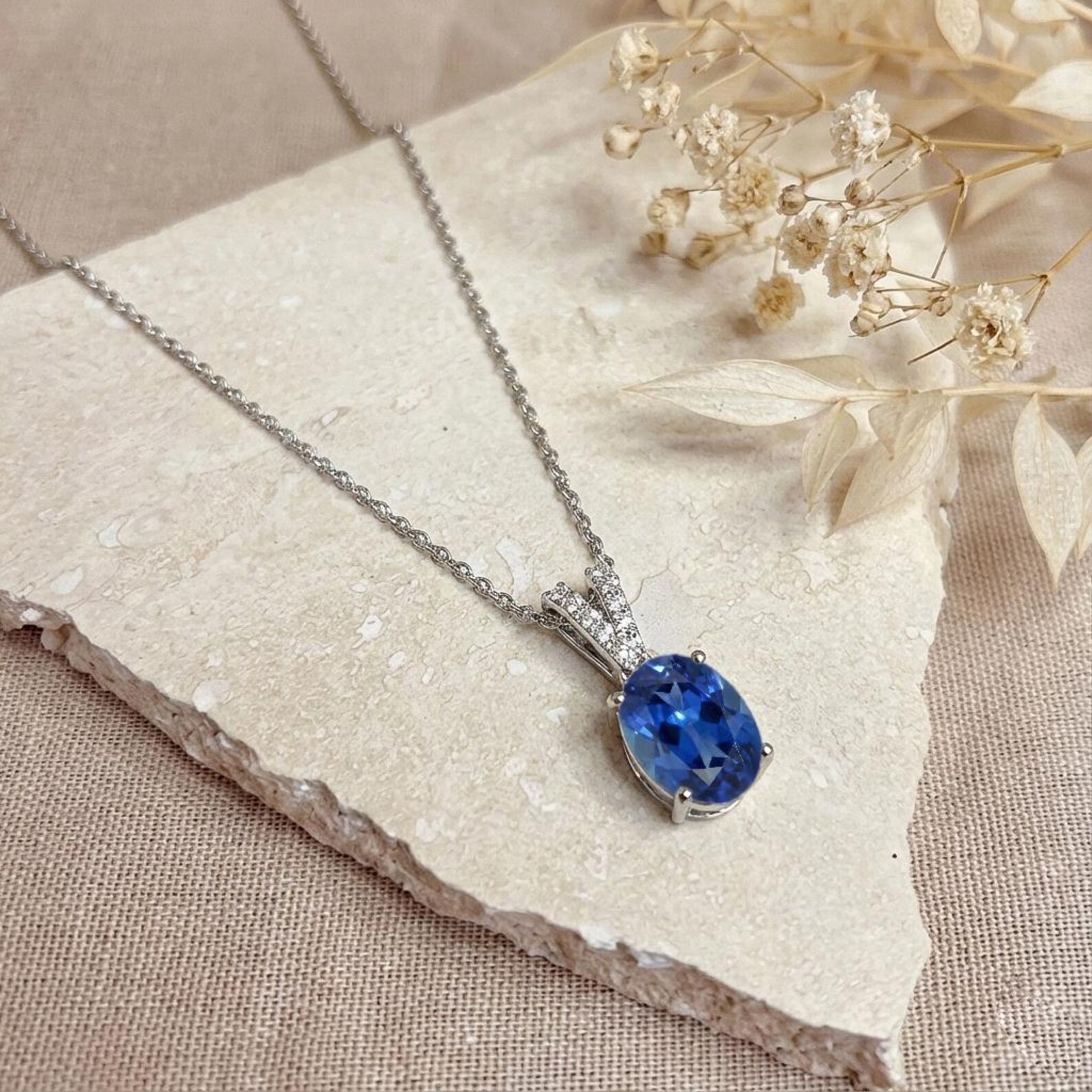 3.20 Ct Oval Cut Natural Sapphire Diamond Gorgeous Pendant 14K White Gold